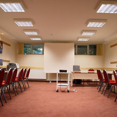 Hôtel Osrodek Wypoczynkowo - Szkoleniowy Allianz à Rynia Extérieur photo