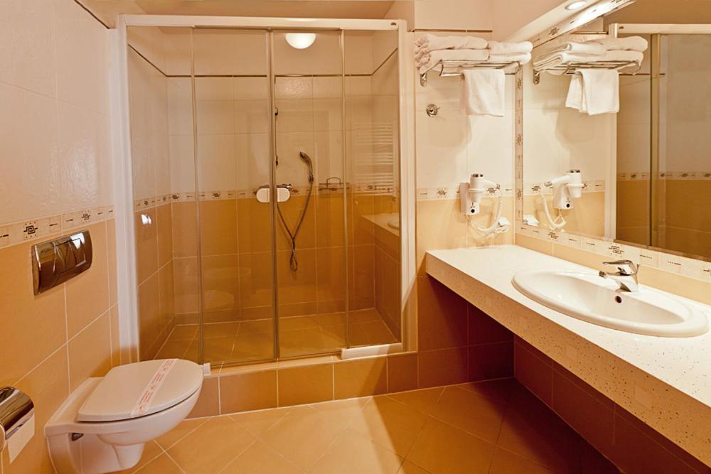Hôtel Osrodek Wypoczynkowo - Szkoleniowy Allianz à Rynia Chambre photo