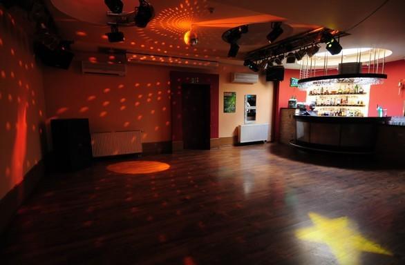 Hôtel Osrodek Wypoczynkowo - Szkoleniowy Allianz à Rynia Extérieur photo