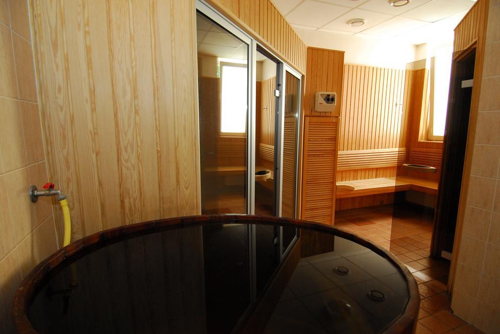 Hôtel Osrodek Wypoczynkowo - Szkoleniowy Allianz à Rynia Extérieur photo