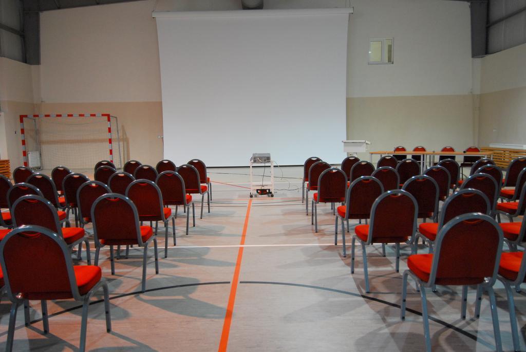 Hôtel Osrodek Wypoczynkowo - Szkoleniowy Allianz à Rynia Extérieur photo