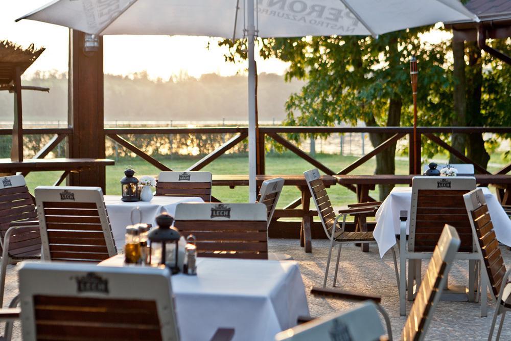 Hôtel Osrodek Wypoczynkowo - Szkoleniowy Allianz à Rynia Extérieur photo